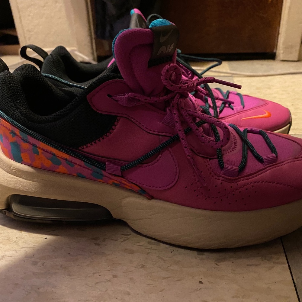 Air Max Viva